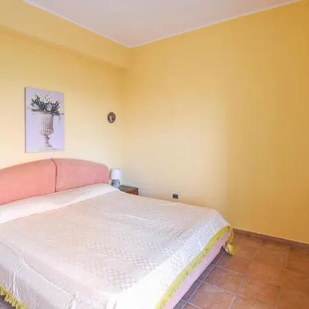 Beautiful Apartment In Camini With 2 Bedrooms And Wifi Apartment *